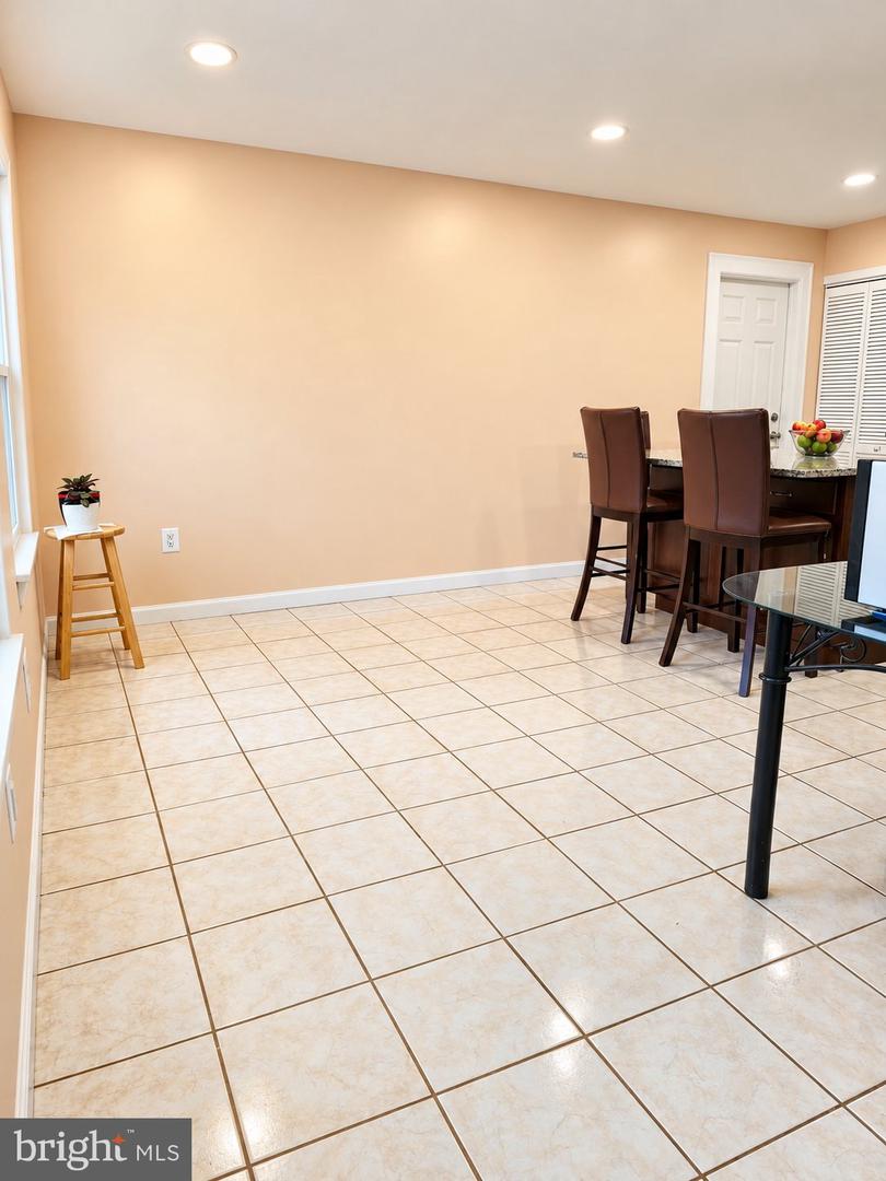 14413 Summerton Ln Property Photo 14
