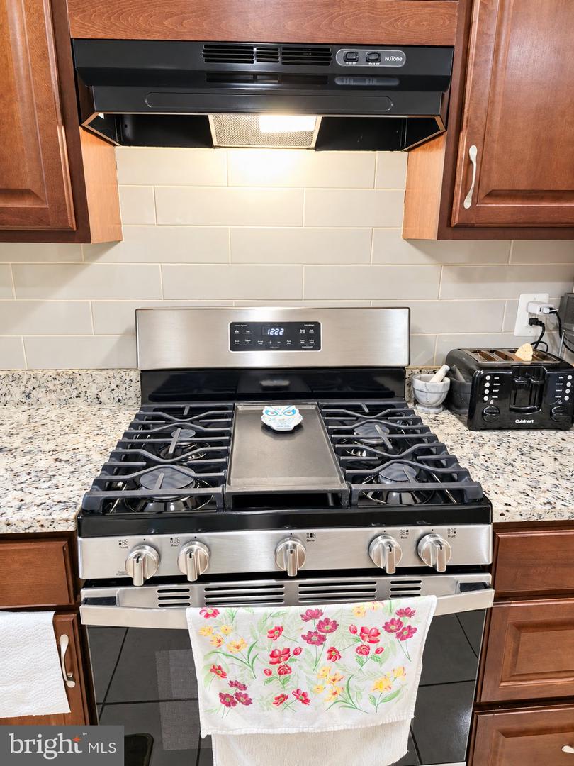 14413 Summerton Ln Property Photo 19