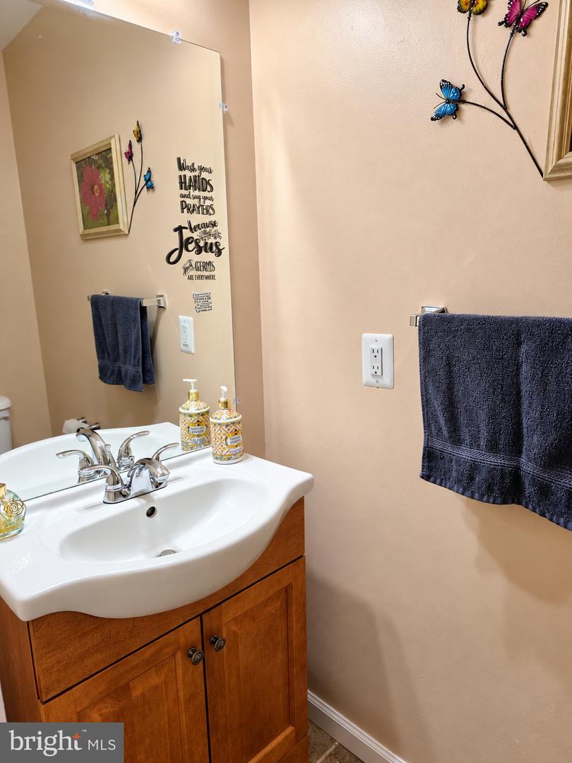 14413 Summerton Ln Property Photo 28
