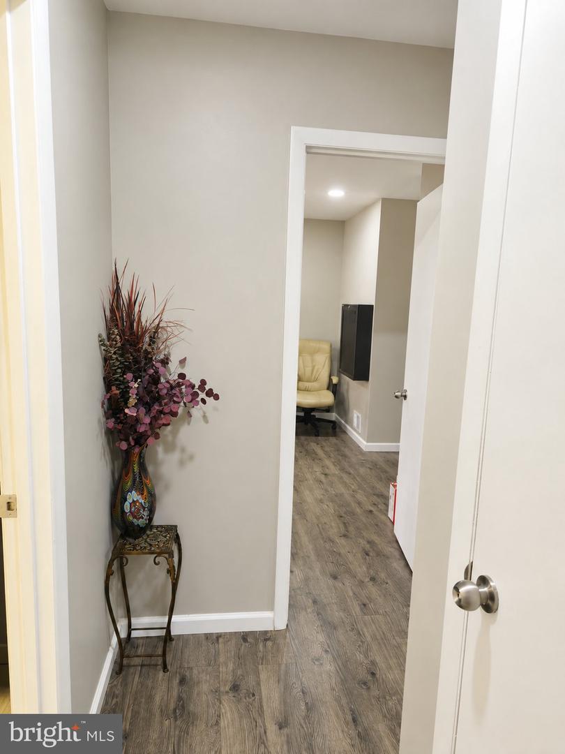 14413 Summerton Ln Property Photo 43