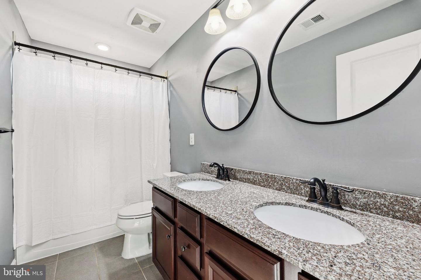 3341 Soaring Cir Property Photo 40