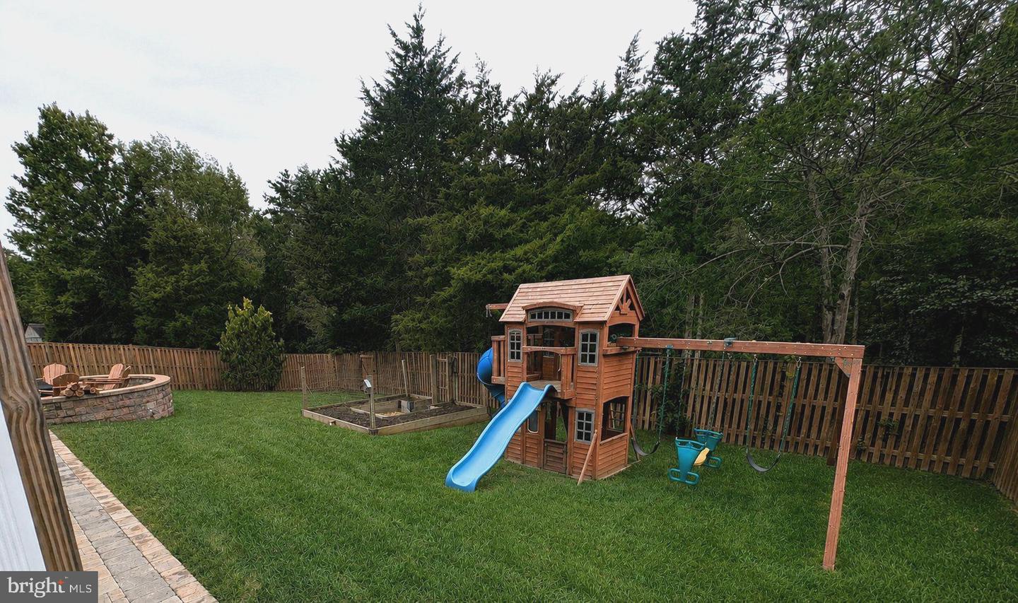 8580 Rothbury Dr Property Photo 10