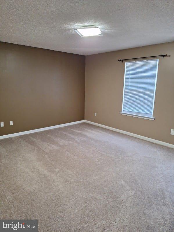 12219 Chaucer Ln #12219 Property Photo 13