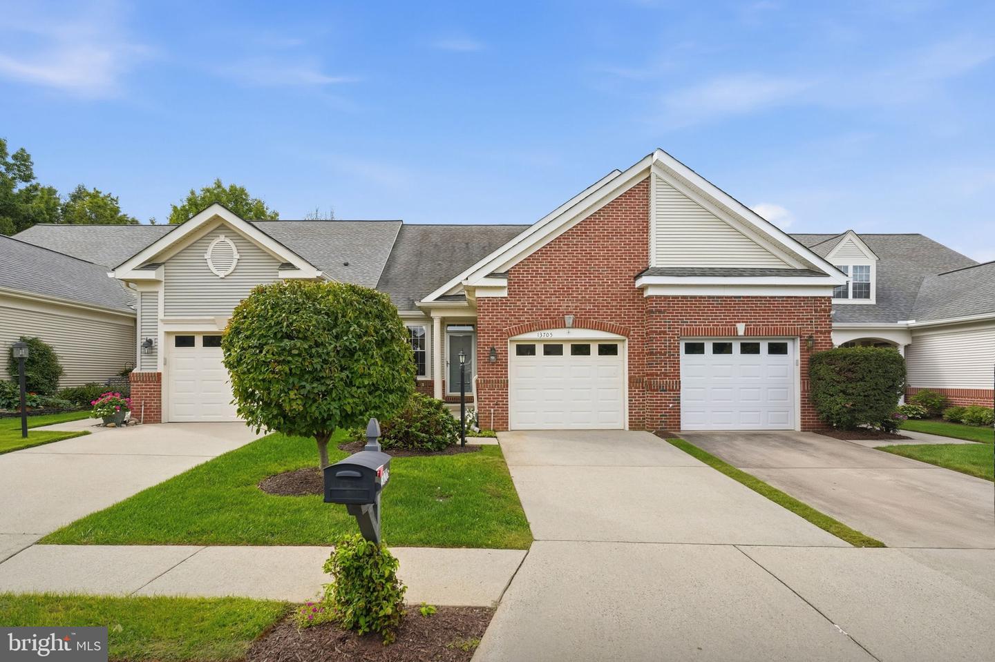 13705 Longmeade Ct Property Photo 1