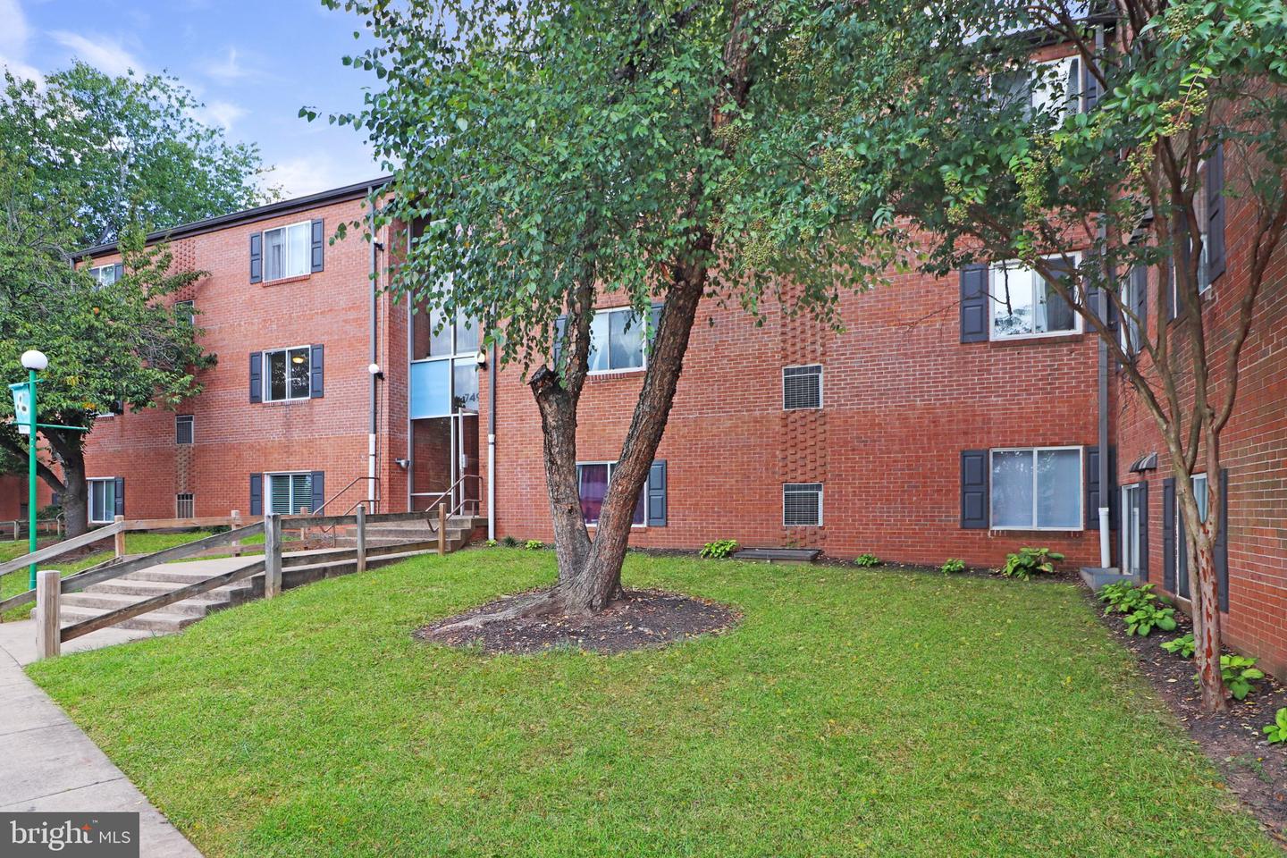 7497 Prince Charles Ct #5 Property Photo 1