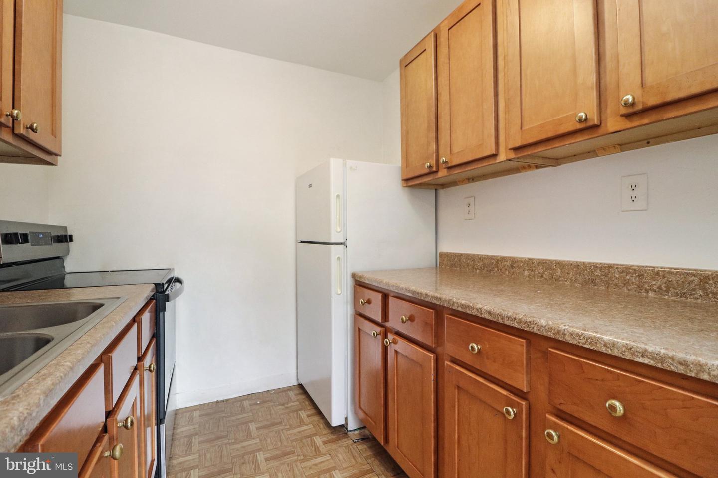 7497 Prince Charles Ct #5 Property Photo 10
