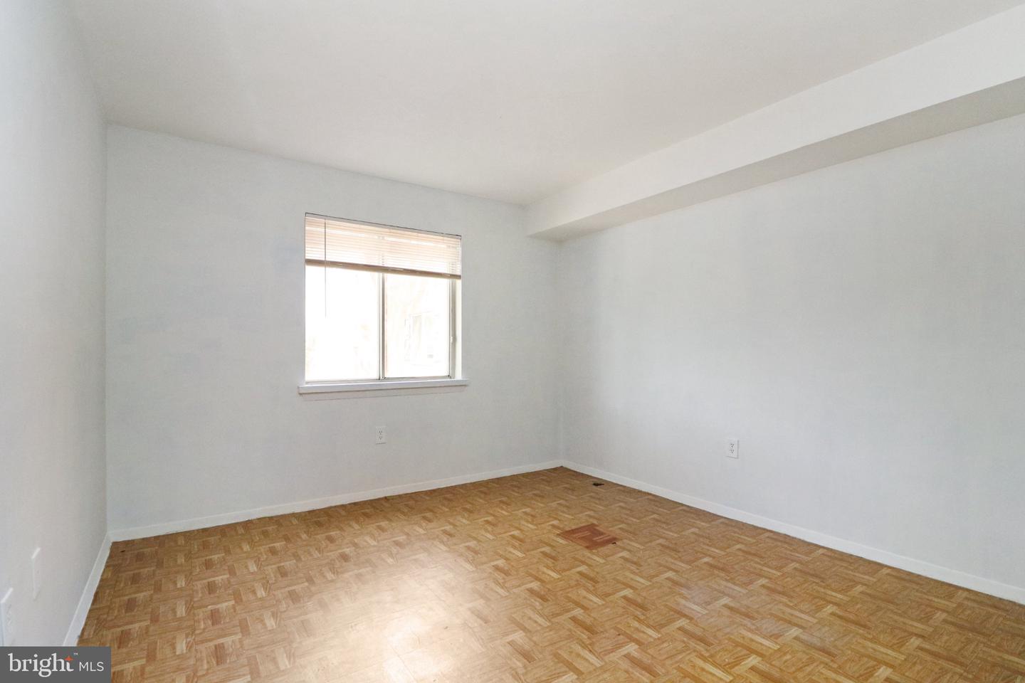 7497 Prince Charles Ct #5 Property Photo 12