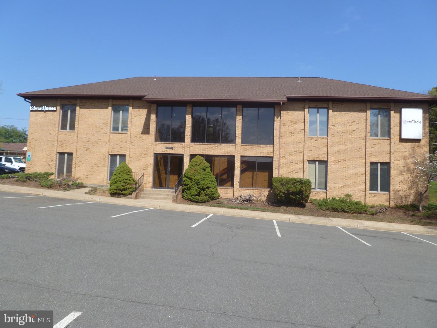 10688-B CRESTWOOD DR #2 Property Photo 1