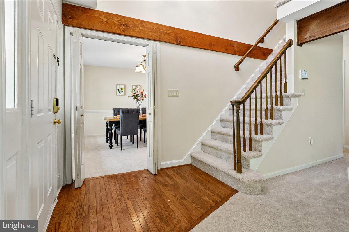 15880 Cliffbrook Ct Property Photo 4
