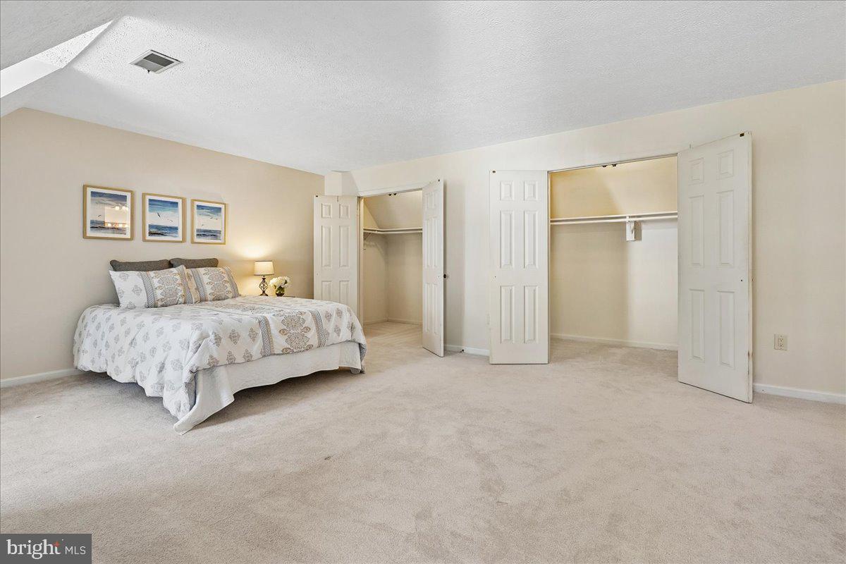 15880 Cliffbrook Ct Property Photo 20