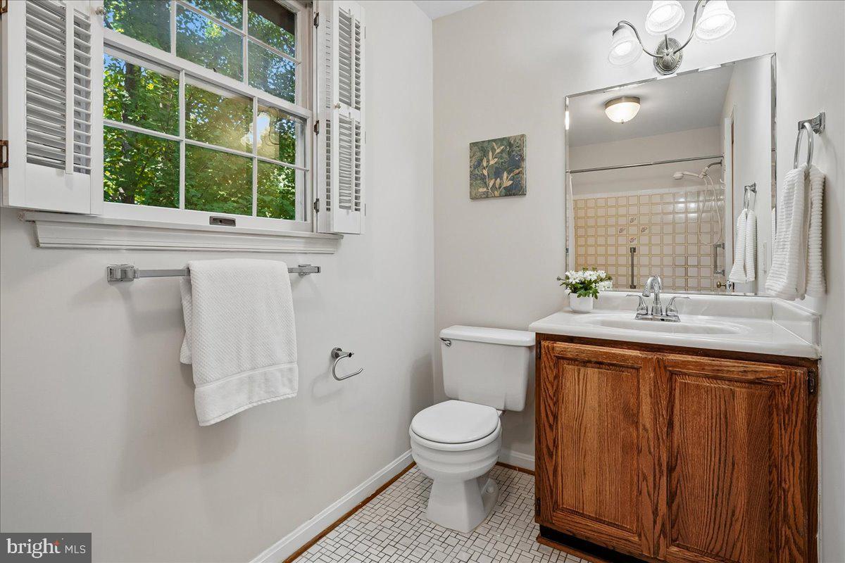 15880 Cliffbrook Ct Property Photo 22