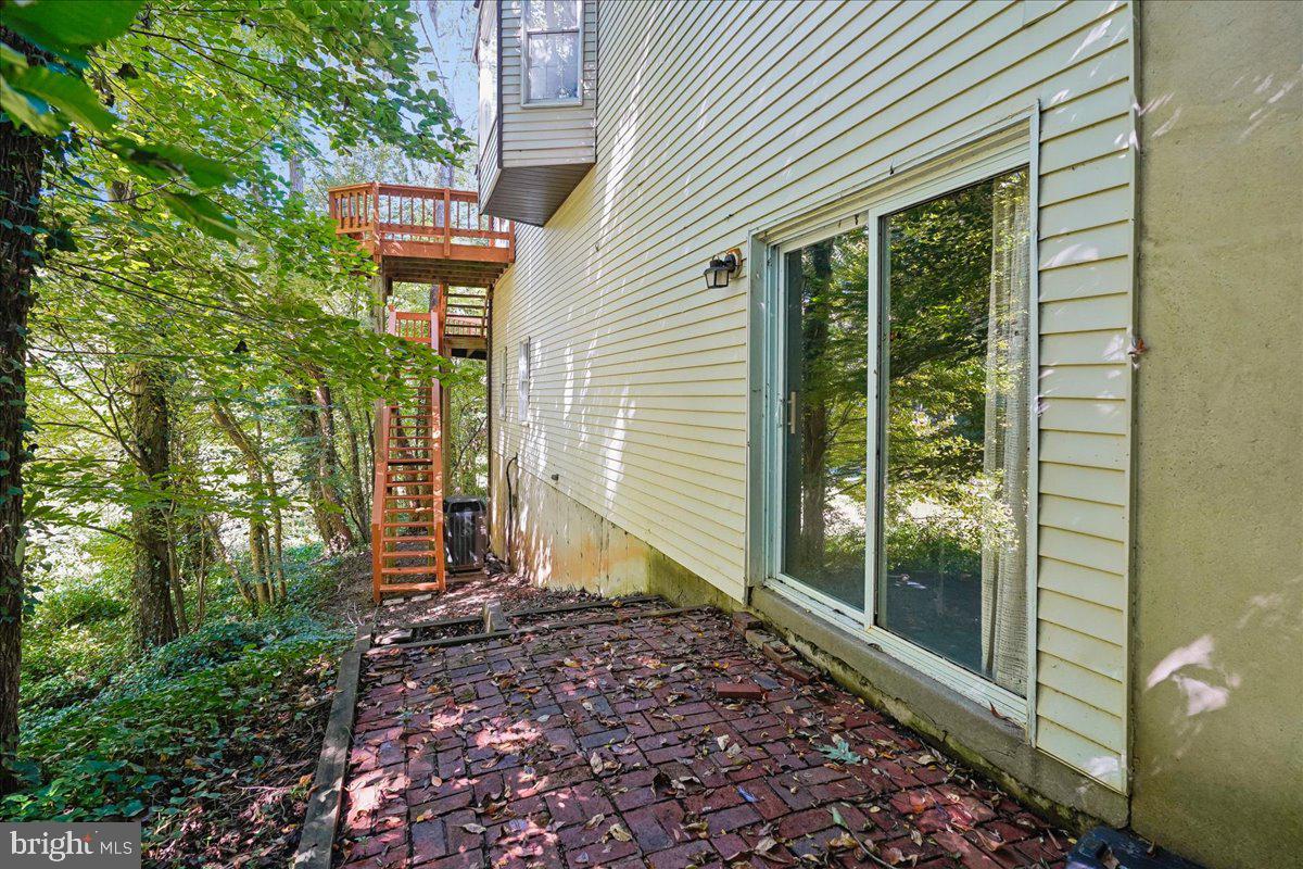 15880 Cliffbrook Ct Property Photo 31