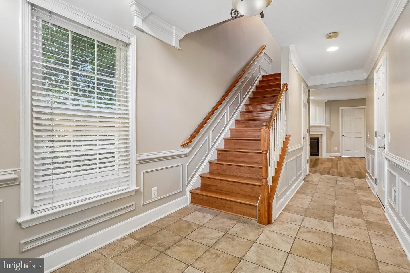 14614 Robin Glen Way Property Photo 3