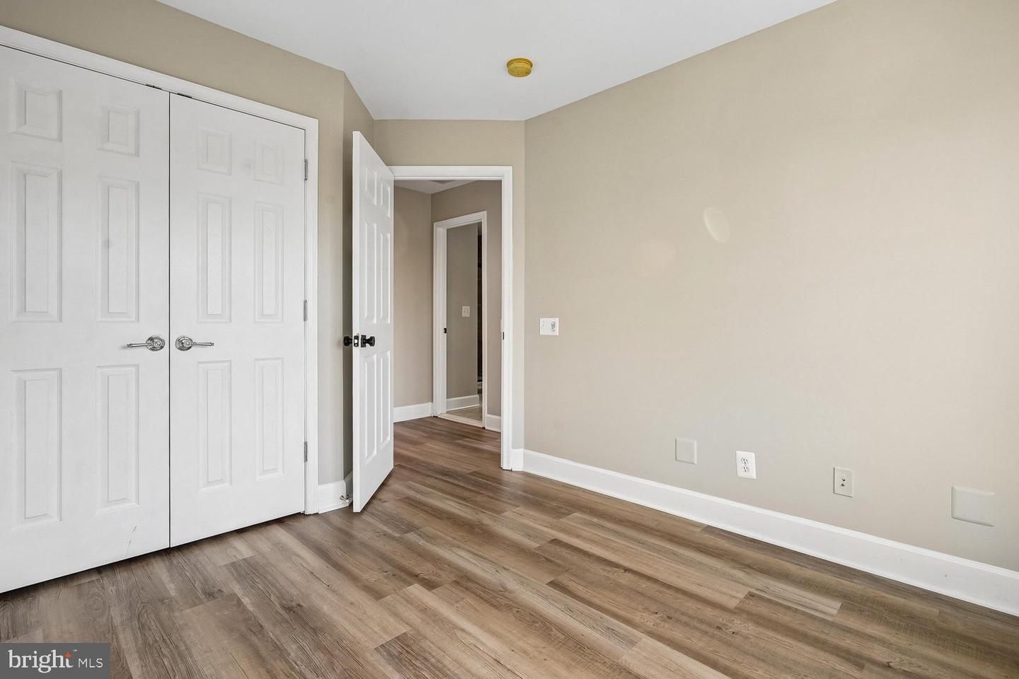14614 Robin Glen Way Property Photo 24