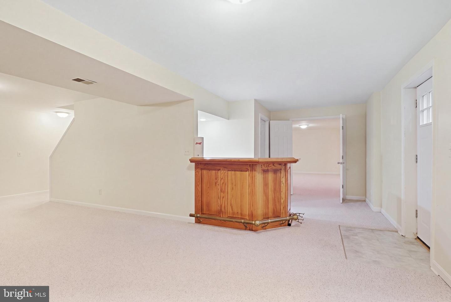 8035 Station Rd Property Photo 34