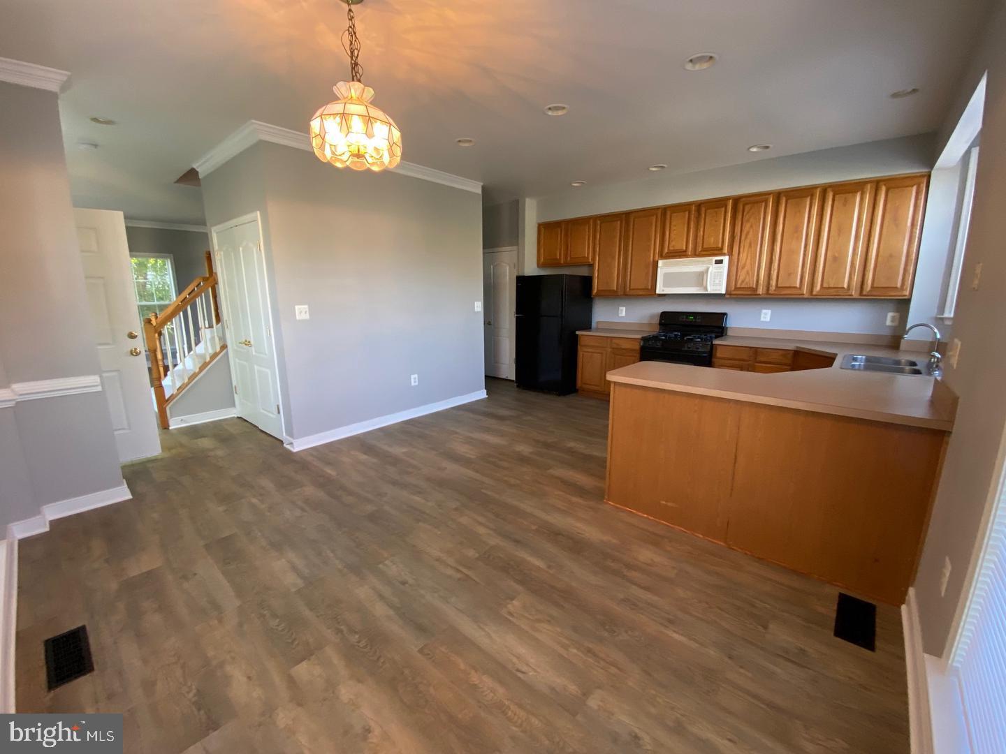 15349 Bronco Way Property Photo 4
