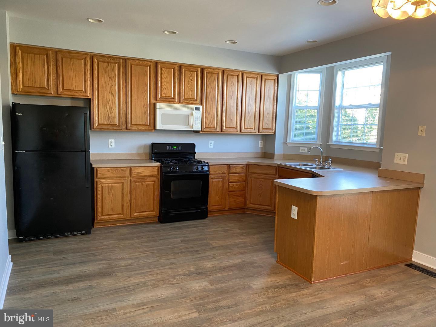 15349 Bronco Way Property Photo 7