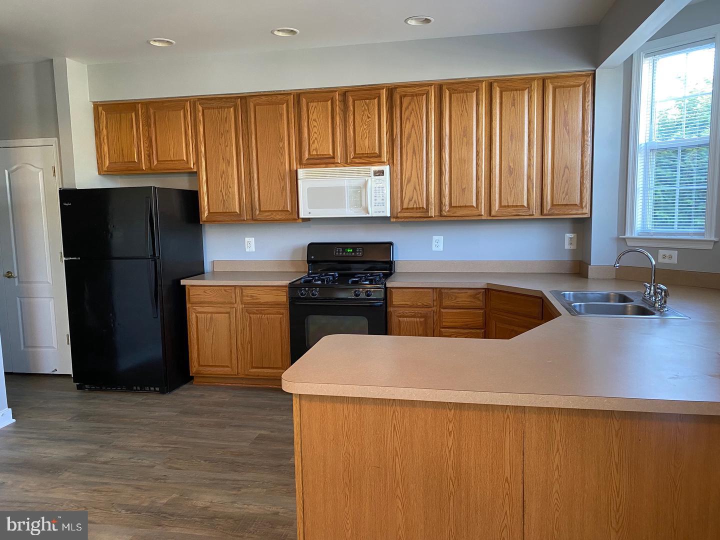 15349 Bronco Way Property Photo 10