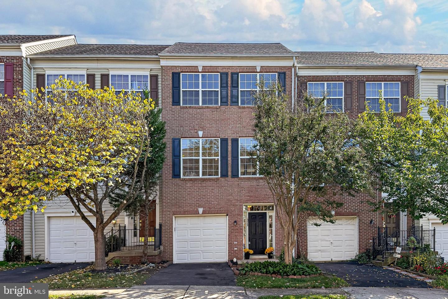 13045 SHENVALE CIR Property Photo 1