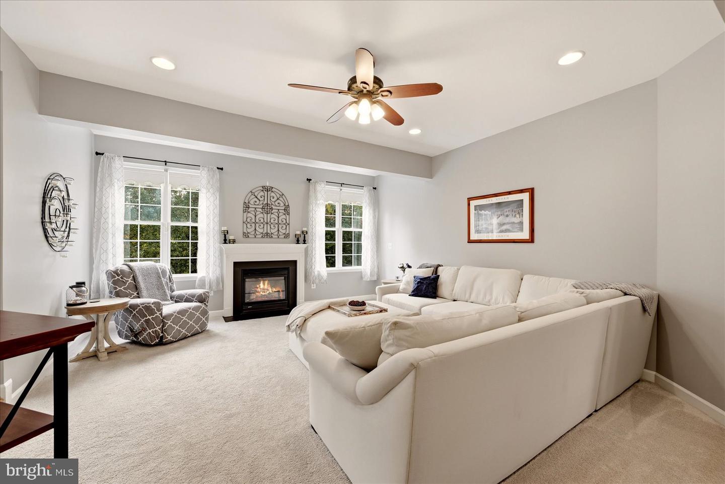 5472 Quaint Dr Property Photo 4