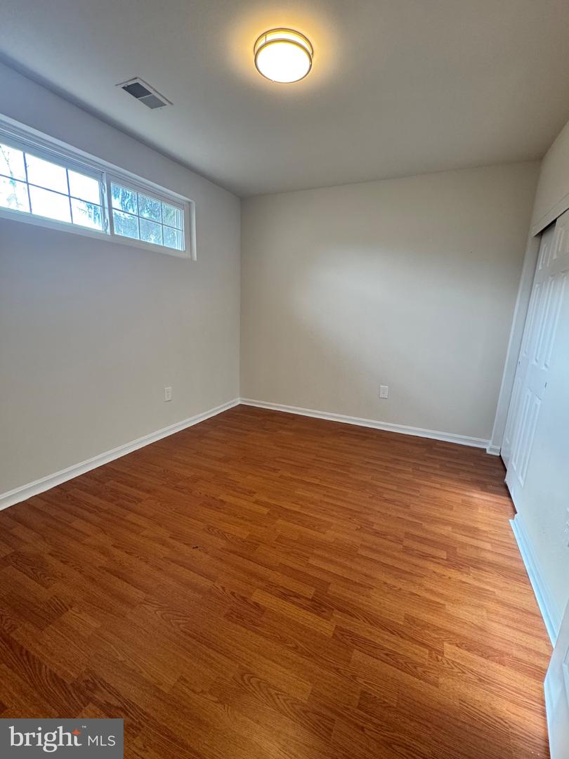 17360 Kildare Ln Property Photo 3