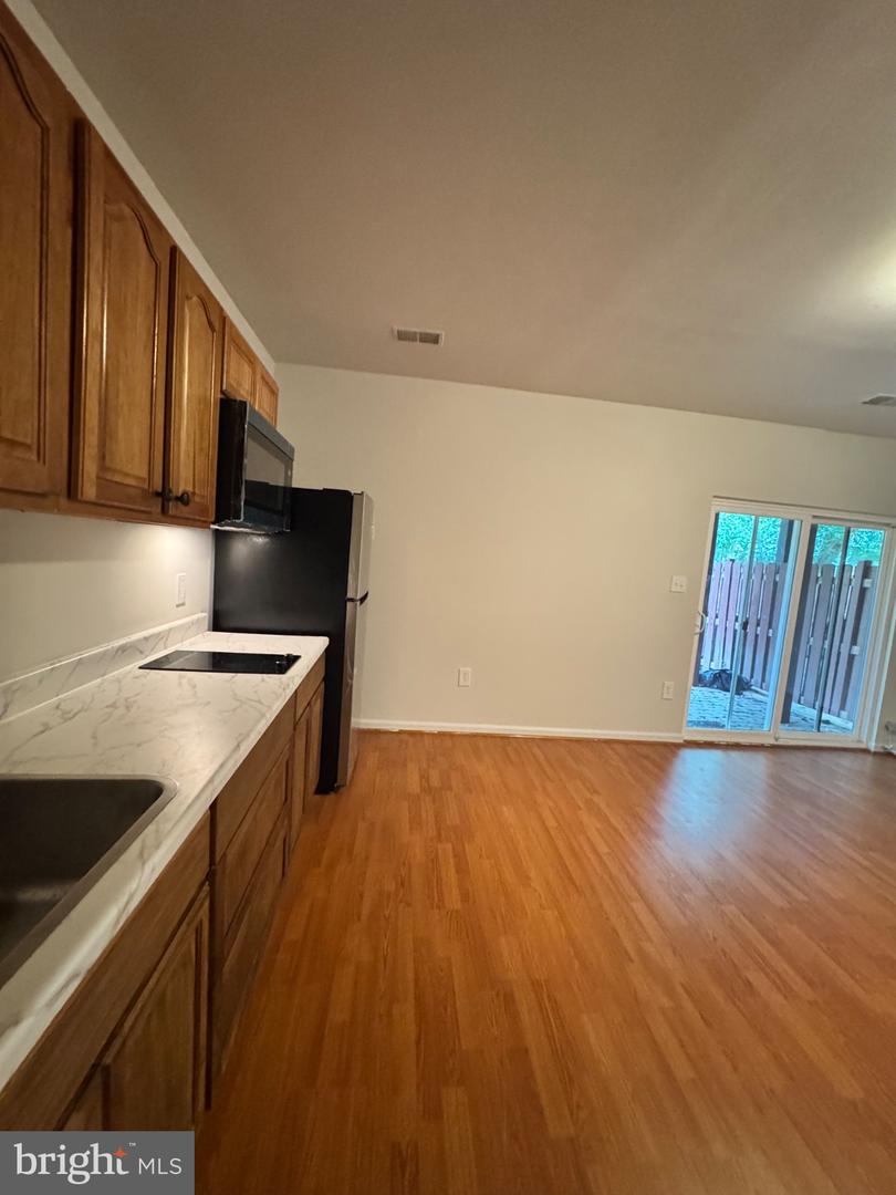 17360 Kildare Ln Property Photo 7