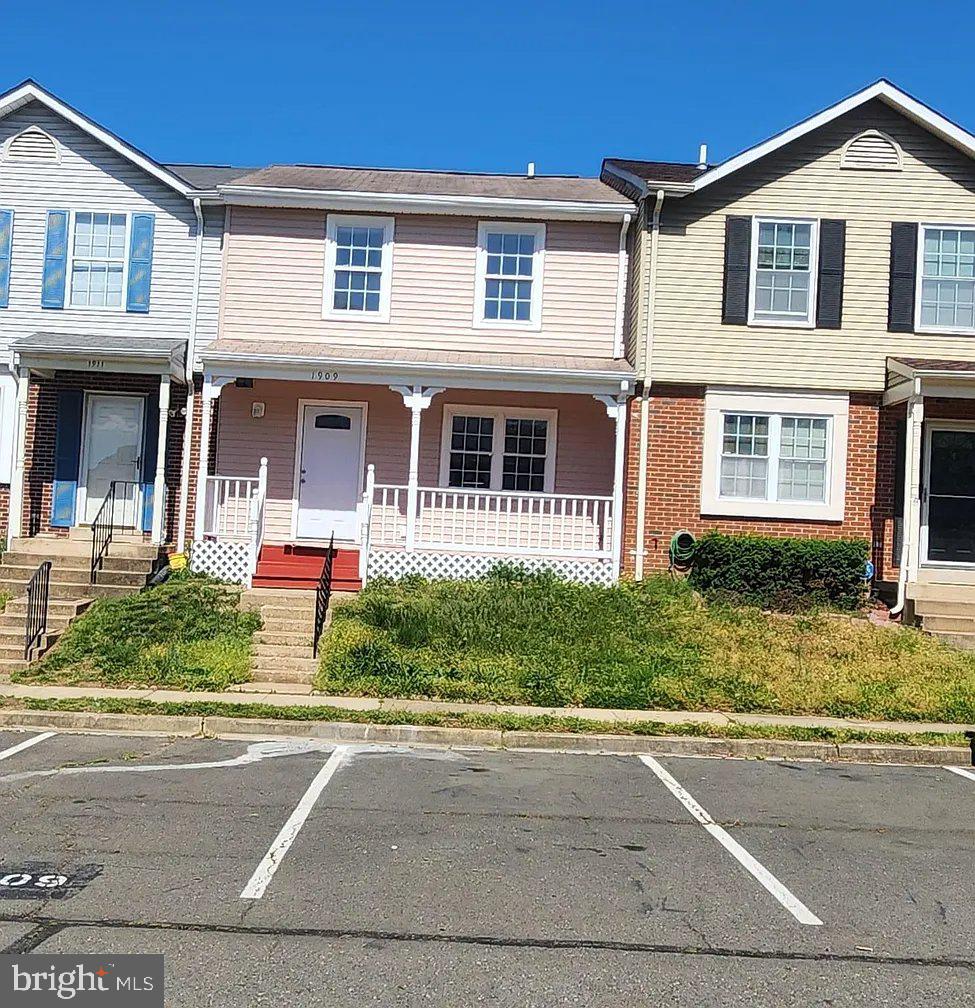 1909 FORT MONROE CT Property Photo 1