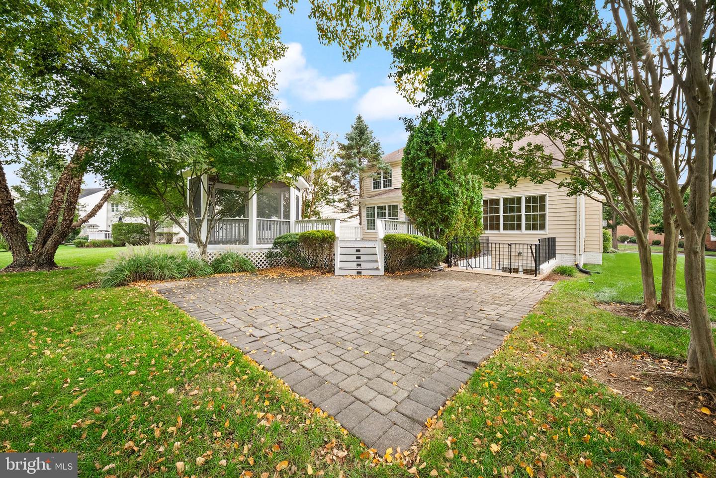 15154 Jupiter Hills Ln Property Photo 3