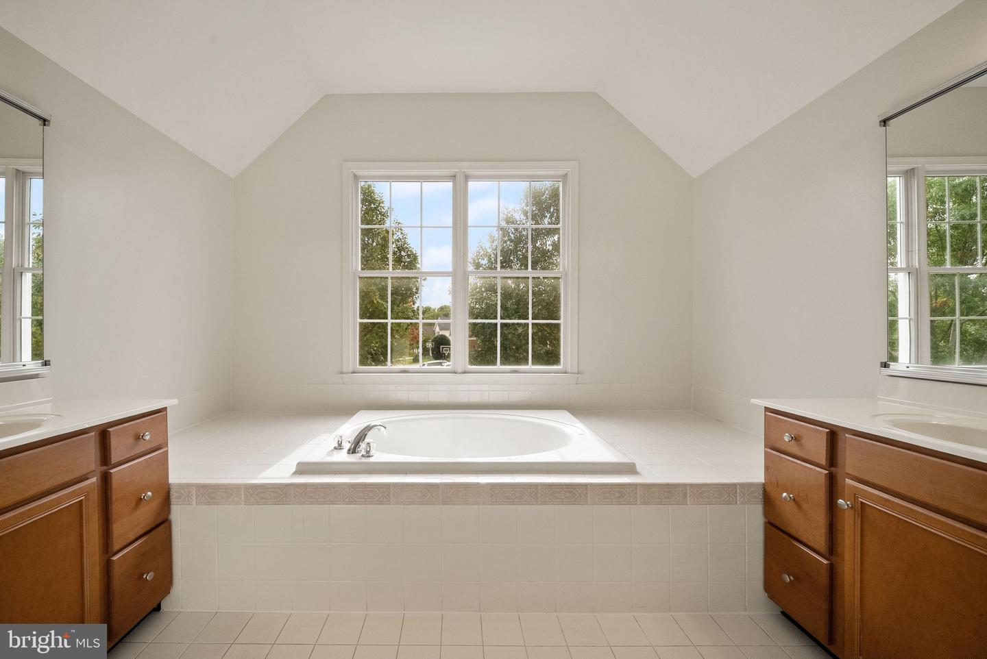 15154 Jupiter Hills Ln Property Photo 36