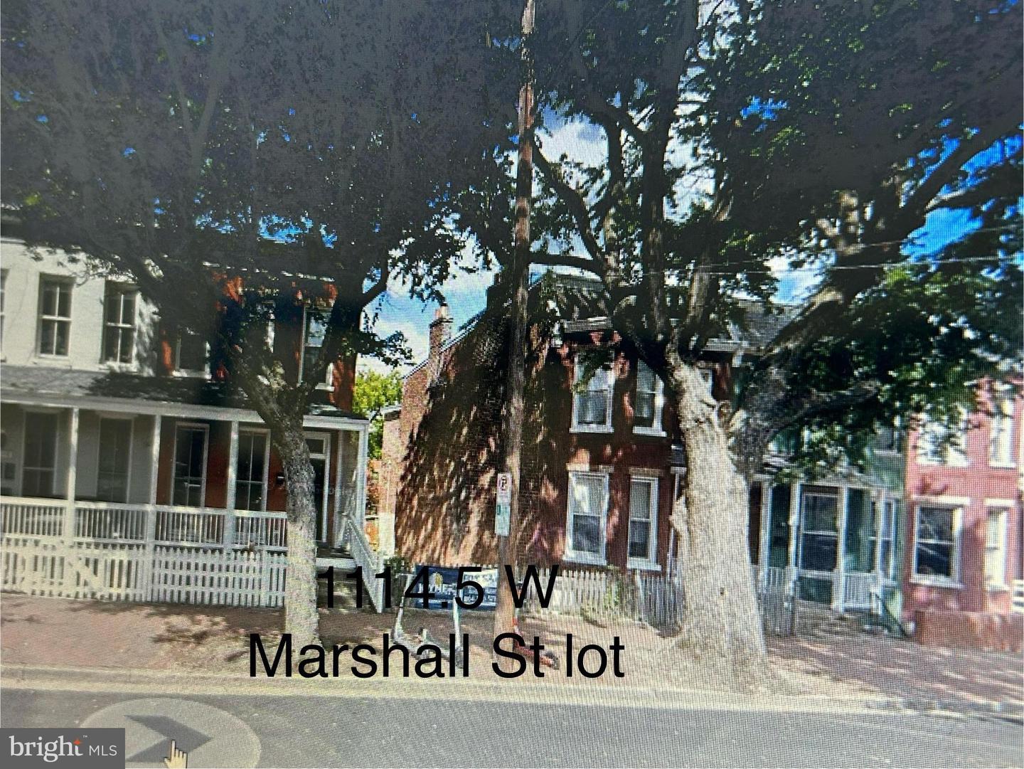 1114.5 Marshall St W Property Photo 4