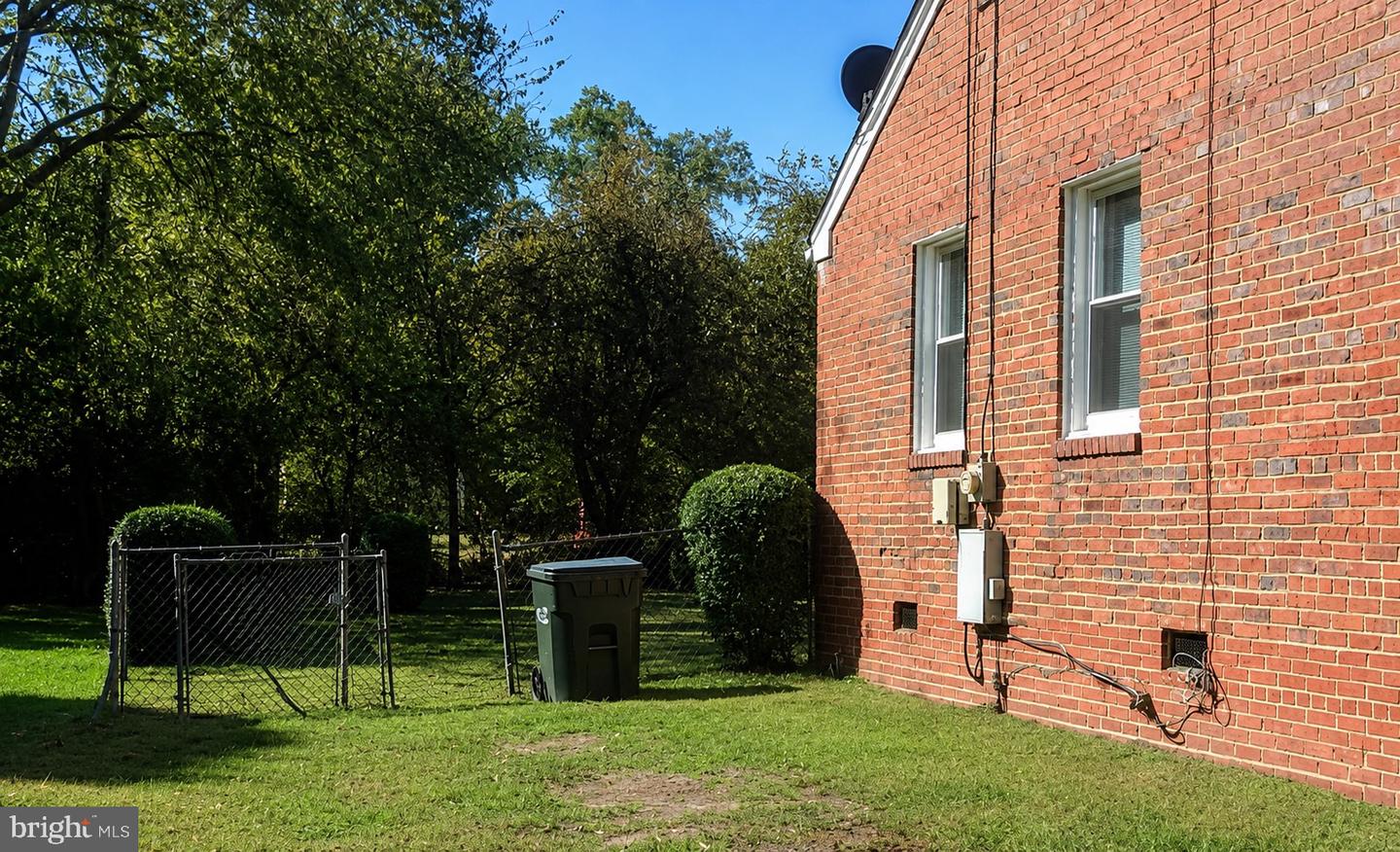 4115 Leake Ave Property Photo 10