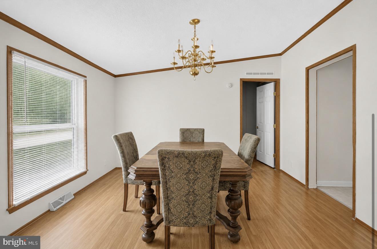 1298 Walnut Shell Dr Property Photo 6