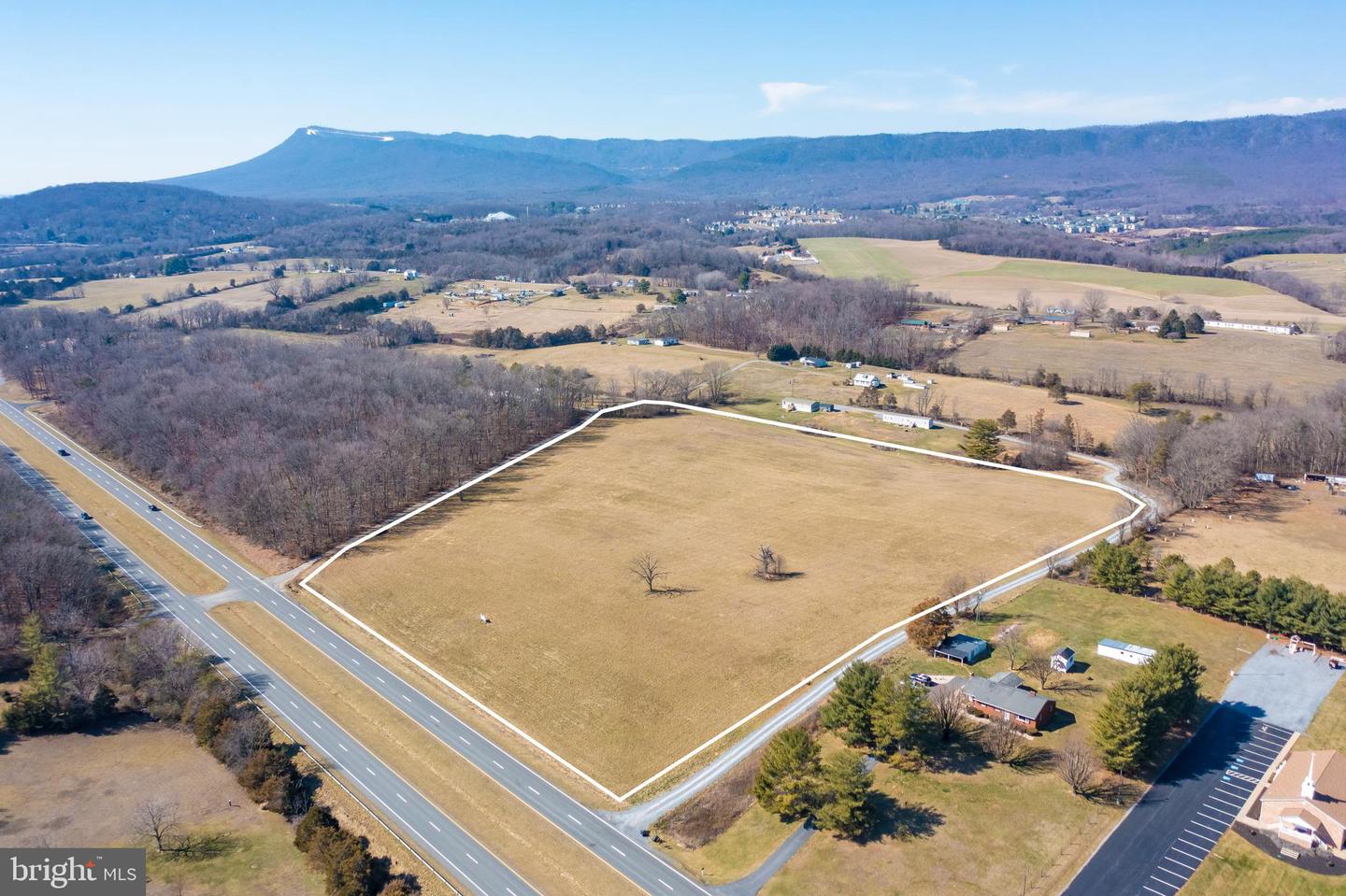 Spotswood Trl Property Photo 2