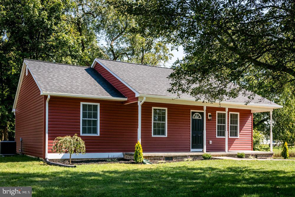 145 Memorial Park Dr Property Photo