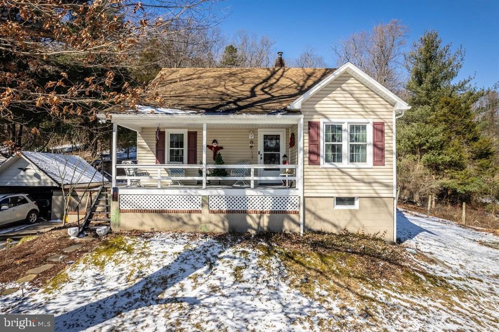 Hinton Real Estate Listings Main Image