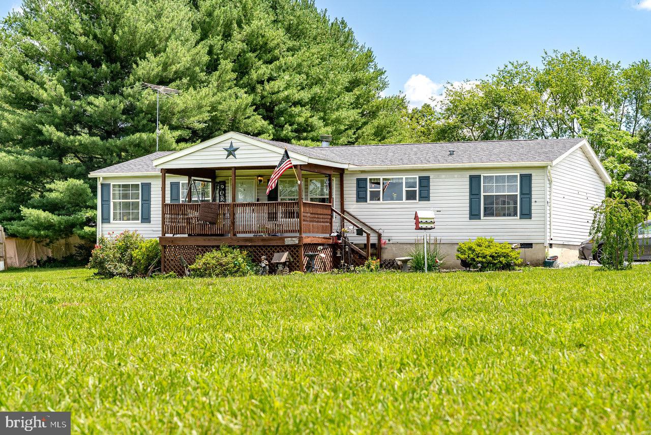3930 Williams Ln Property Photo 1