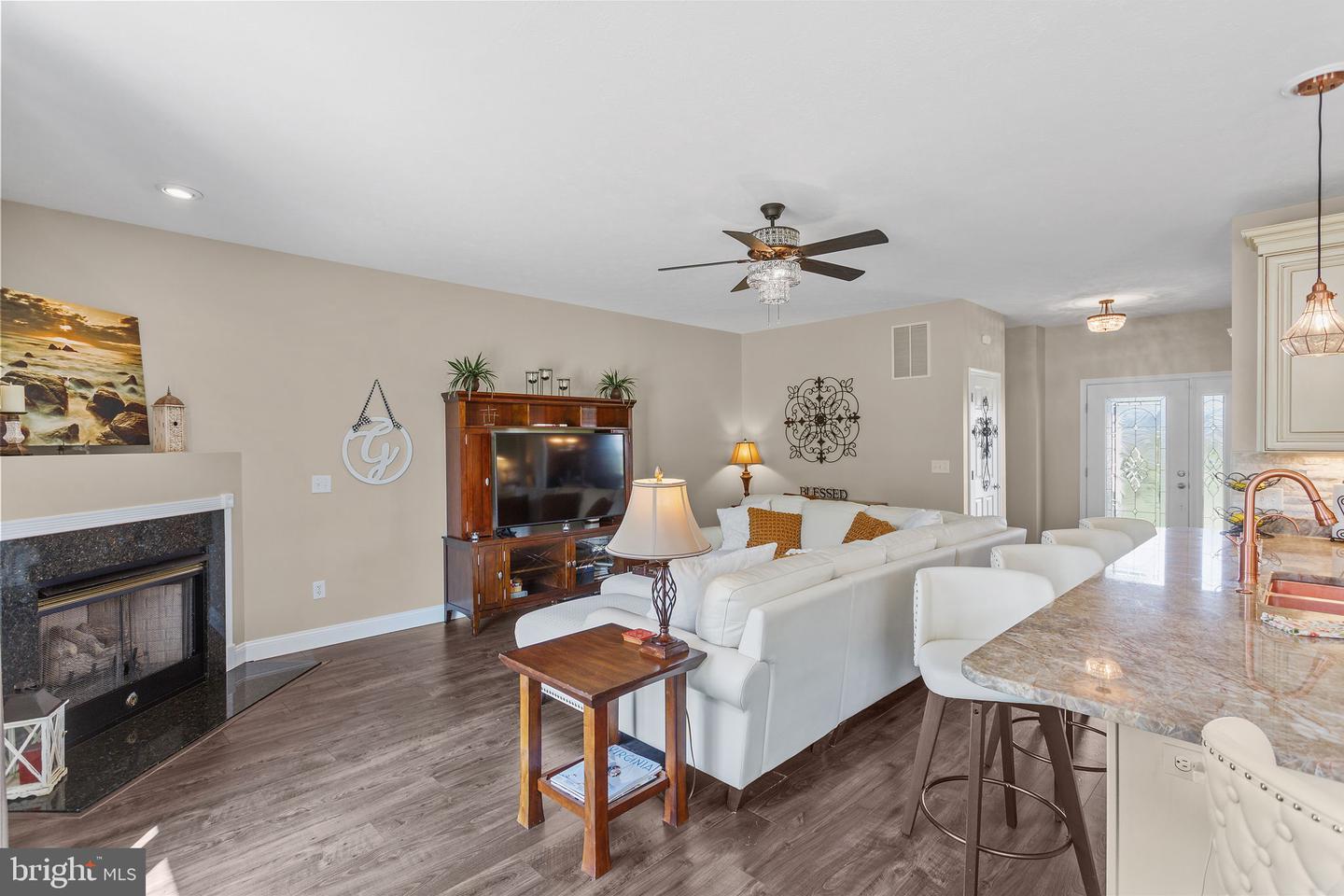 10005 Bonny Brae Ln Property Photo 22