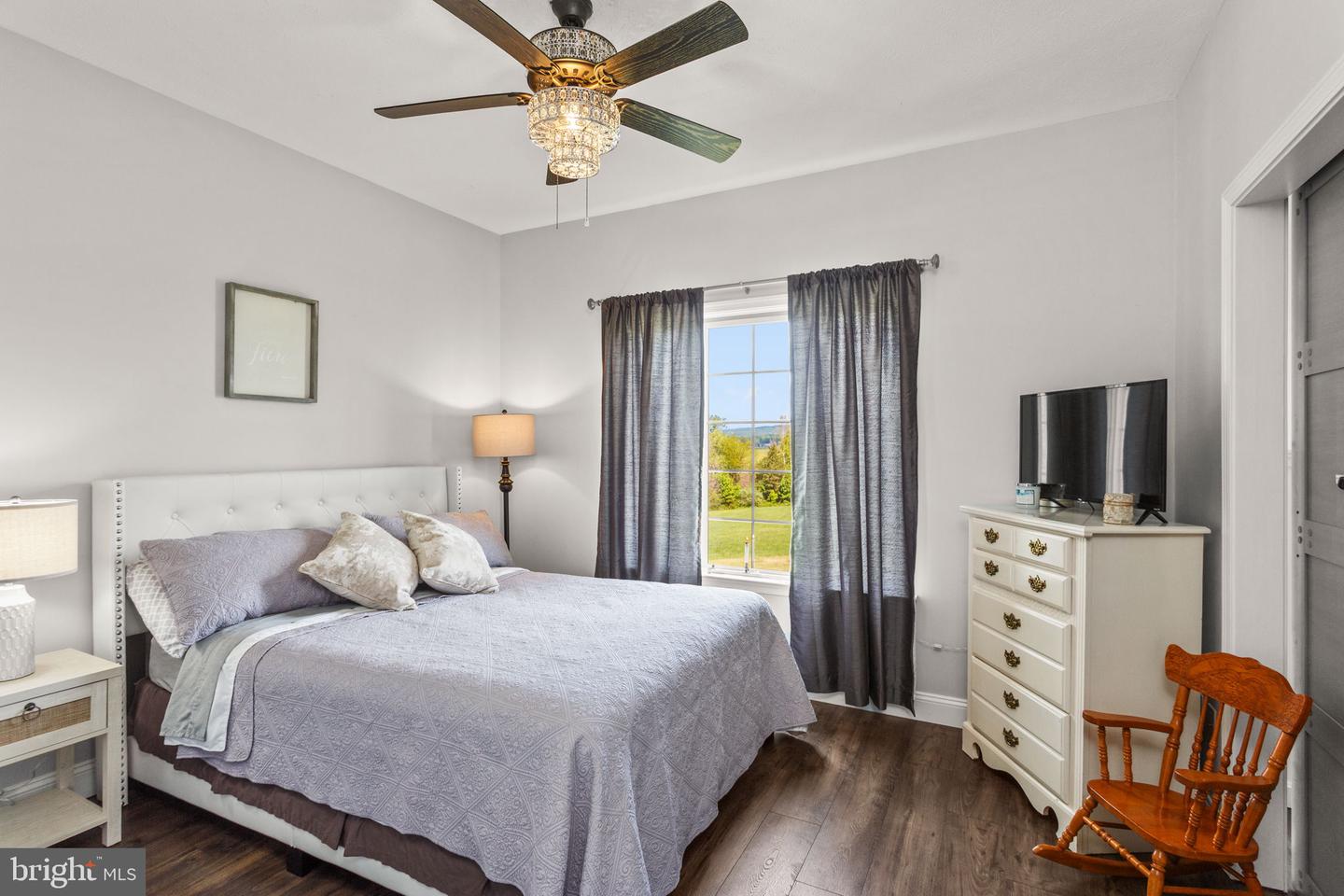 10005 Bonny Brae Ln Property Photo 36