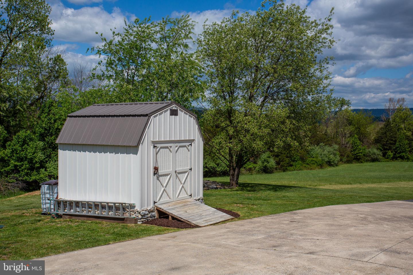 10005 Bonny Brae Ln Property Photo 61