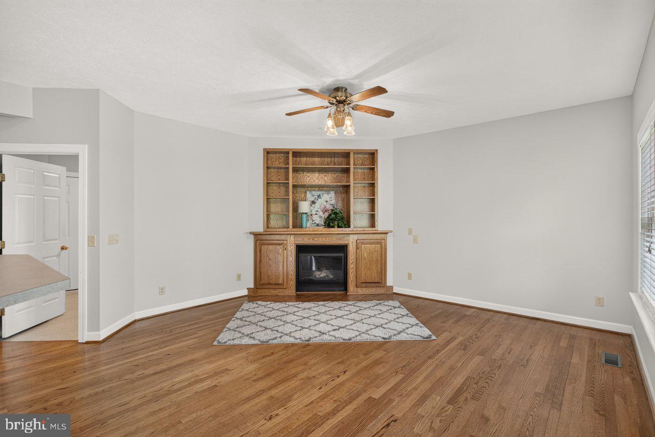 855 Wild Cherry Ln Property Photo 17