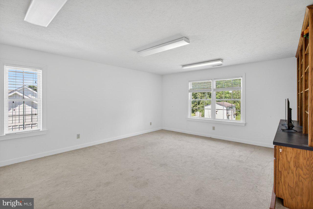 855 Wild Cherry Ln Property Photo 53