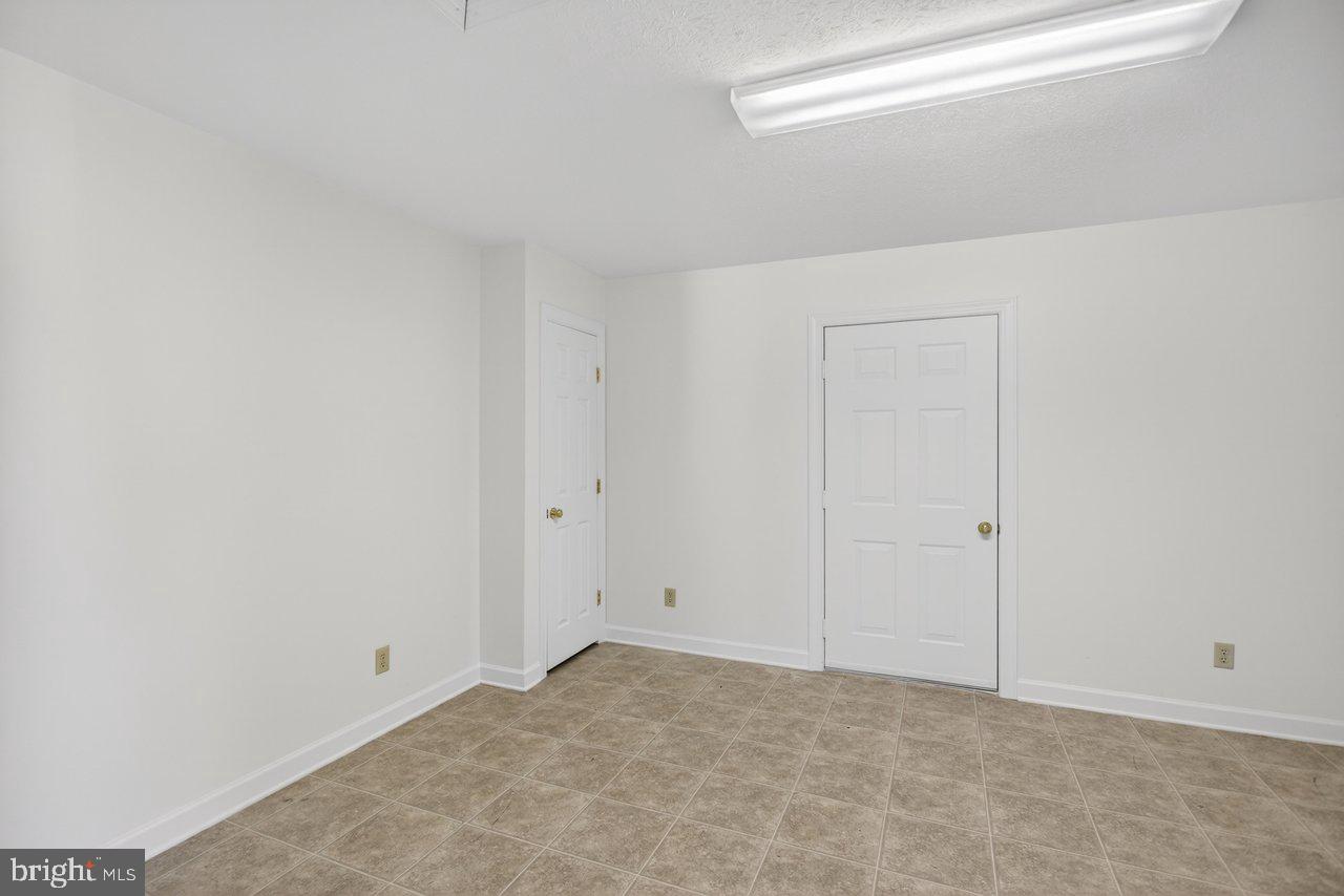 855 Wild Cherry Ln Property Photo 55
