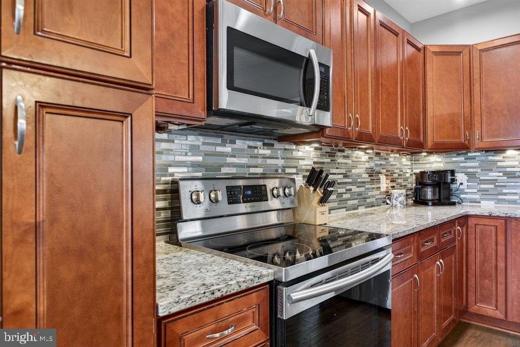 351 Rayann Ln Property Photo 10