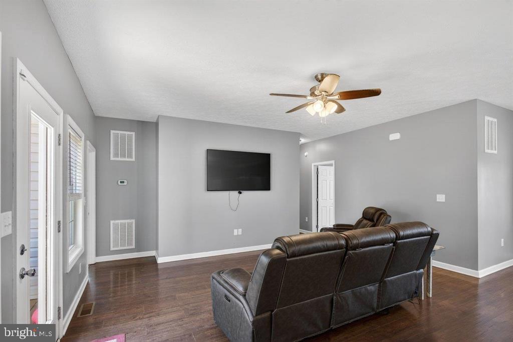 351 Rayann Ln Property Photo 17