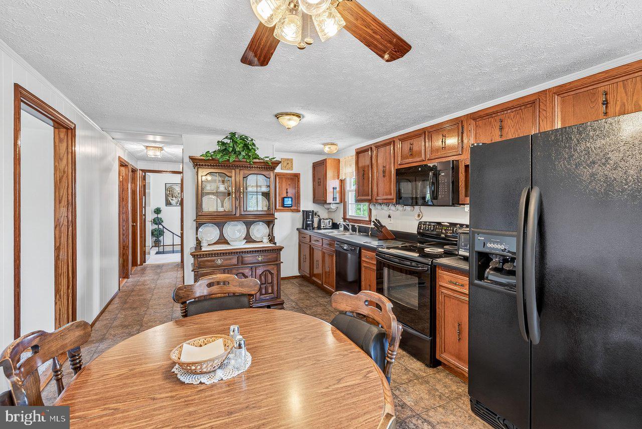 2627 Minie Ball Ln Property Photo 23