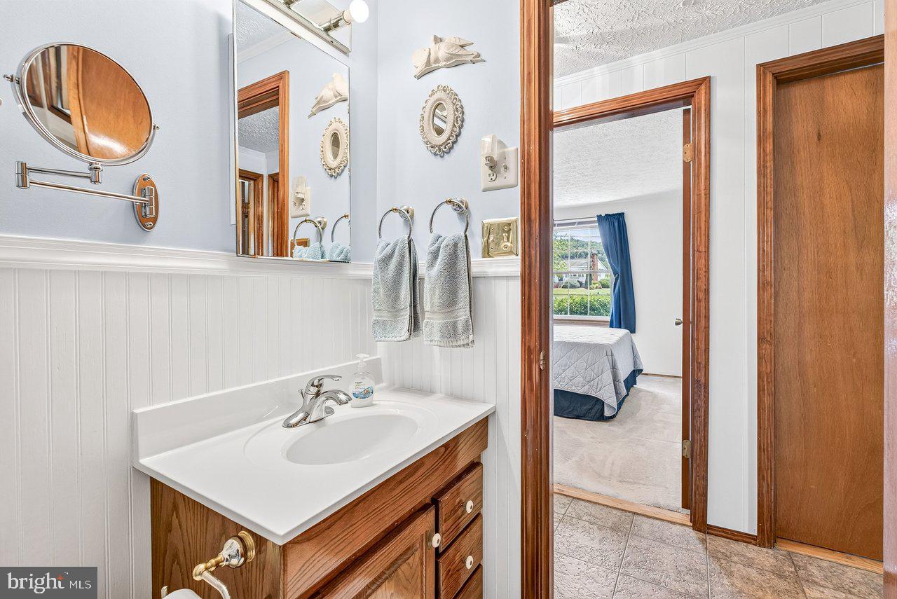 2627 Minie Ball Ln Property Photo 35