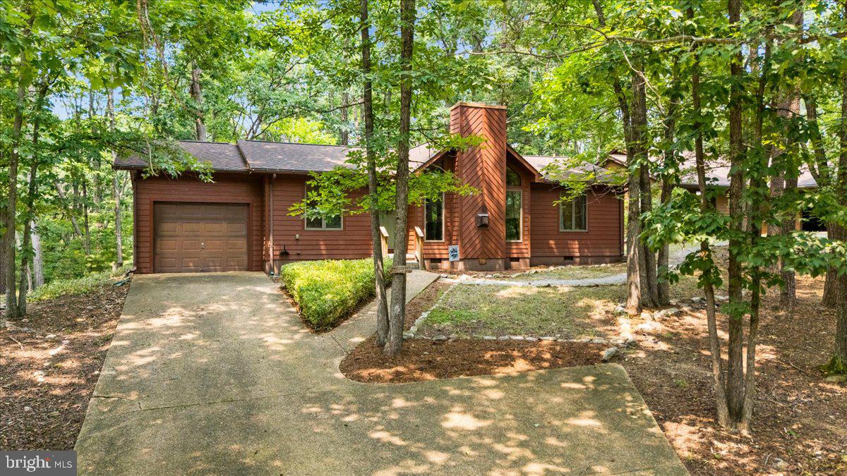 2699 Lanier Ln Property Photo 1