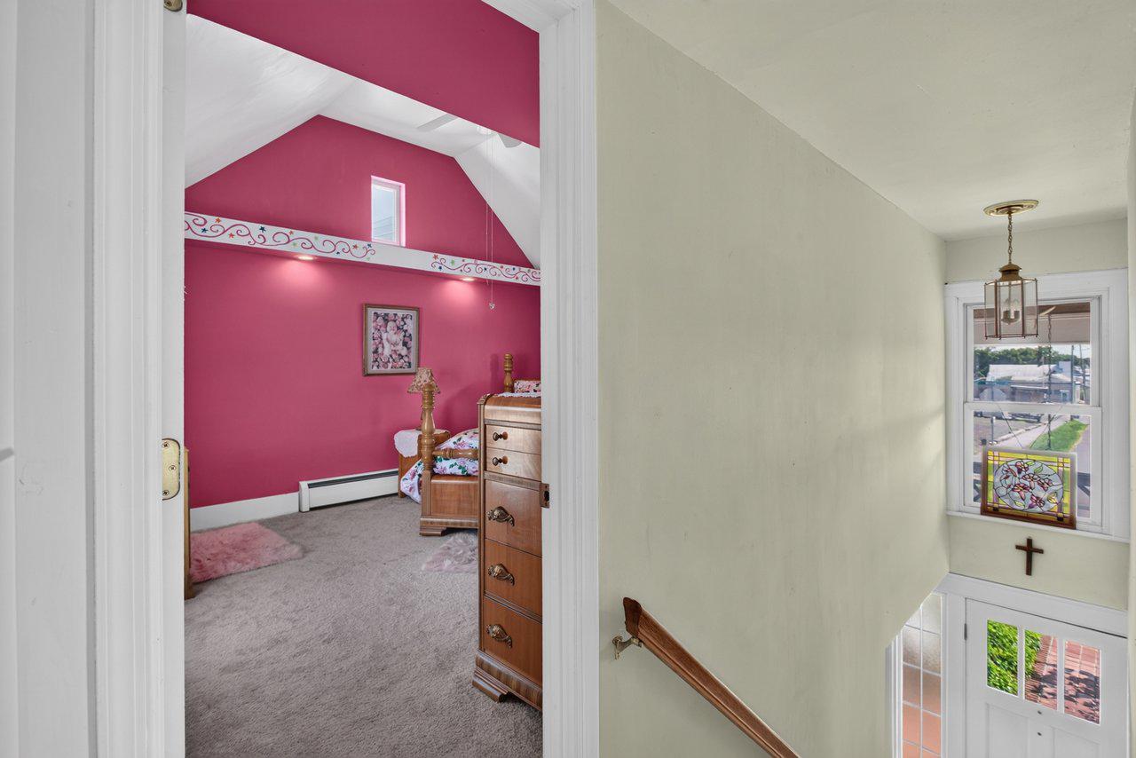 125 Mason St Property Photo 30
