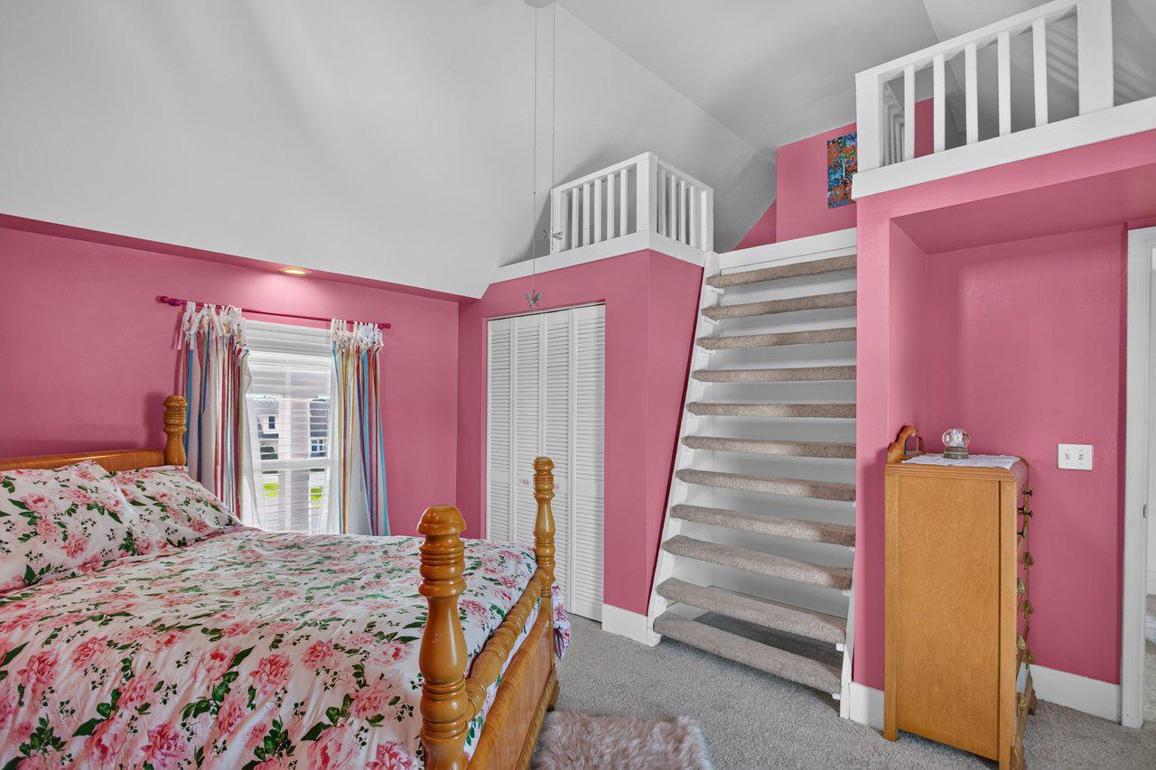 125 Mason St Property Photo 32