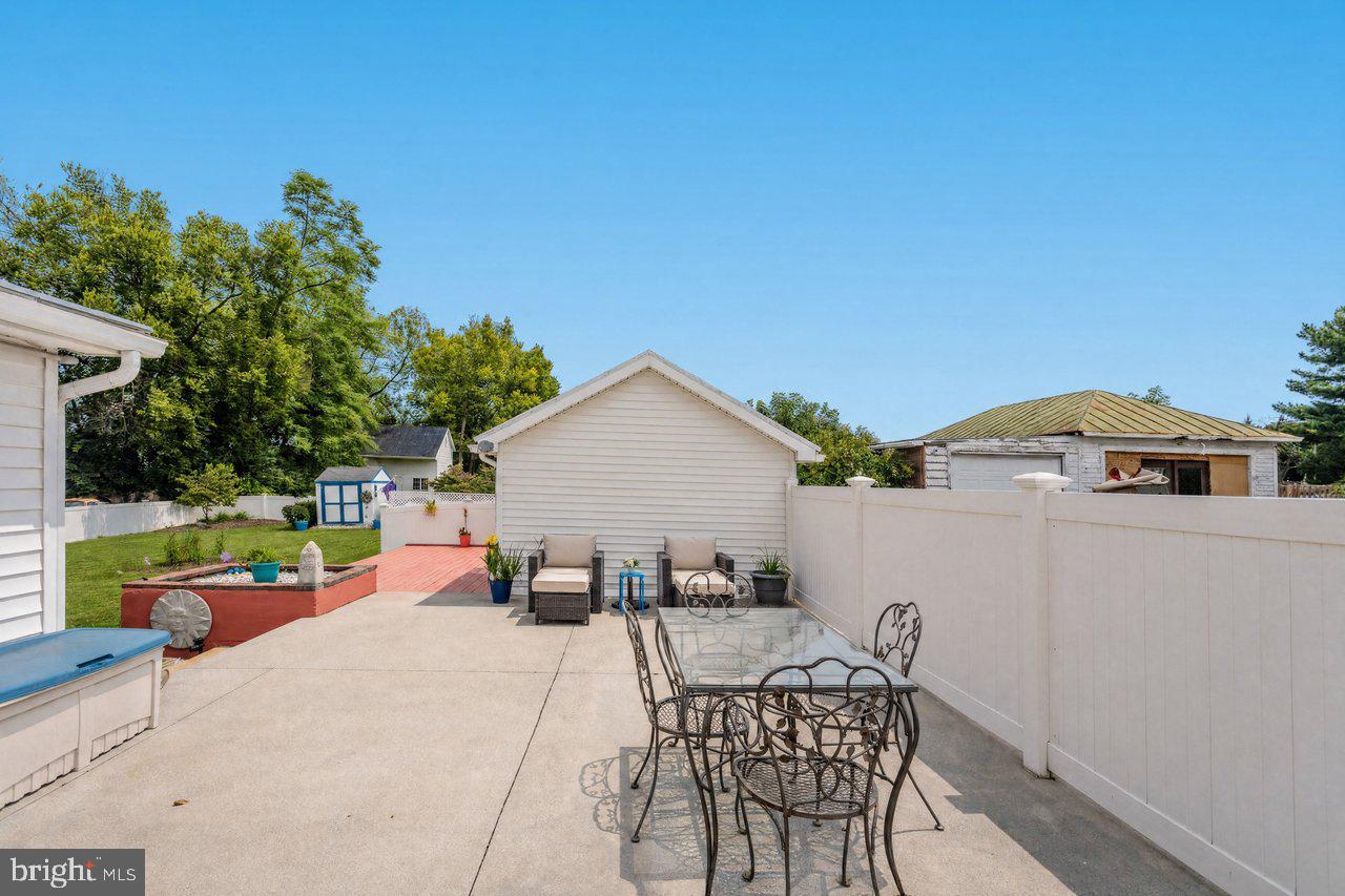 125 Mason St Property Photo 50